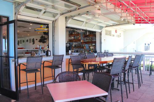 ocean sands resort oceanfront virginia beach by vacatia