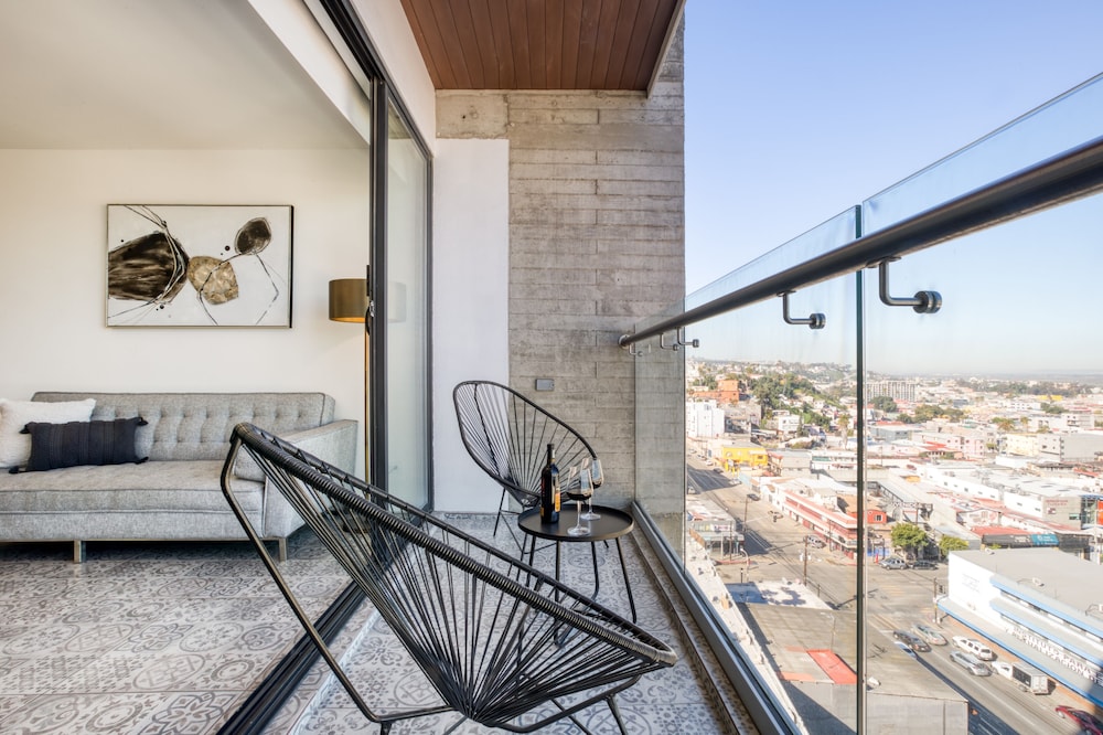 uliv revolucion tijuana