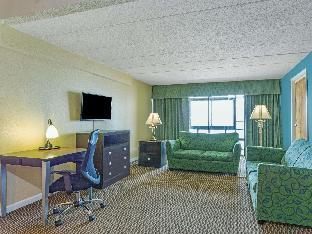 travelodge by wyndham suites virginia beach oceanfront