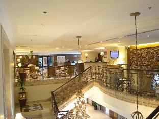 sheraton khalidiya hotel
