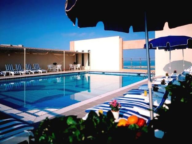 sheraton khalidiya hotel