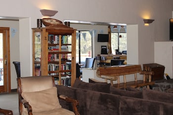 Edelweiss Resort And Restaurant,Greer>>Eagar,2.5 star