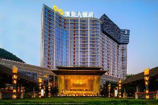 gloria grand hotel
