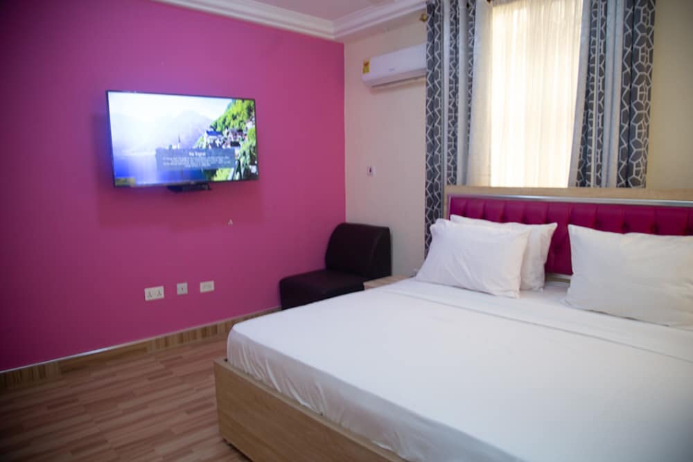 macoba luxury apartments