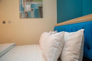 macoba luxury apartments