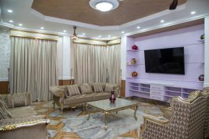 macoba luxury apartments