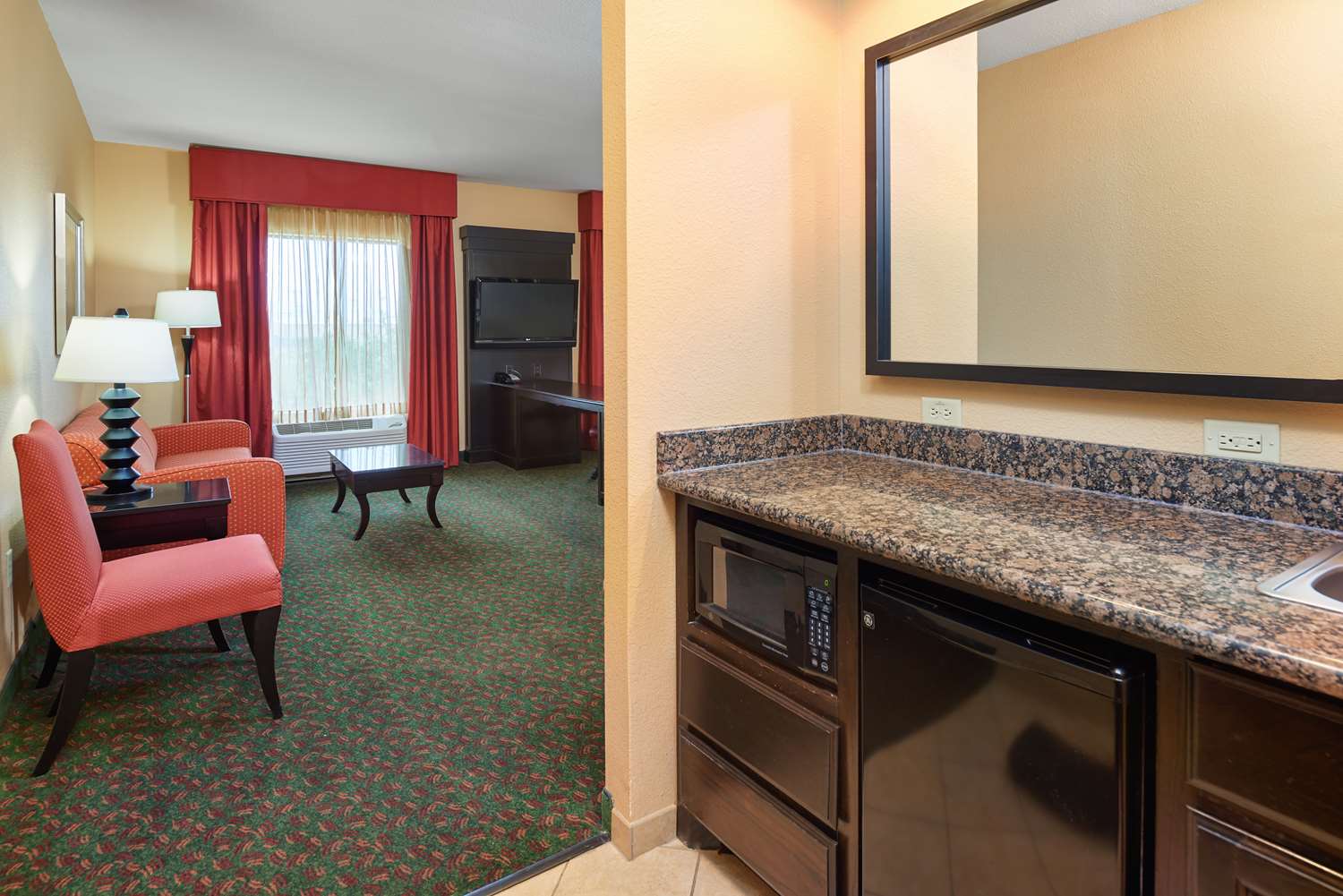 hampton inn and suites waco south