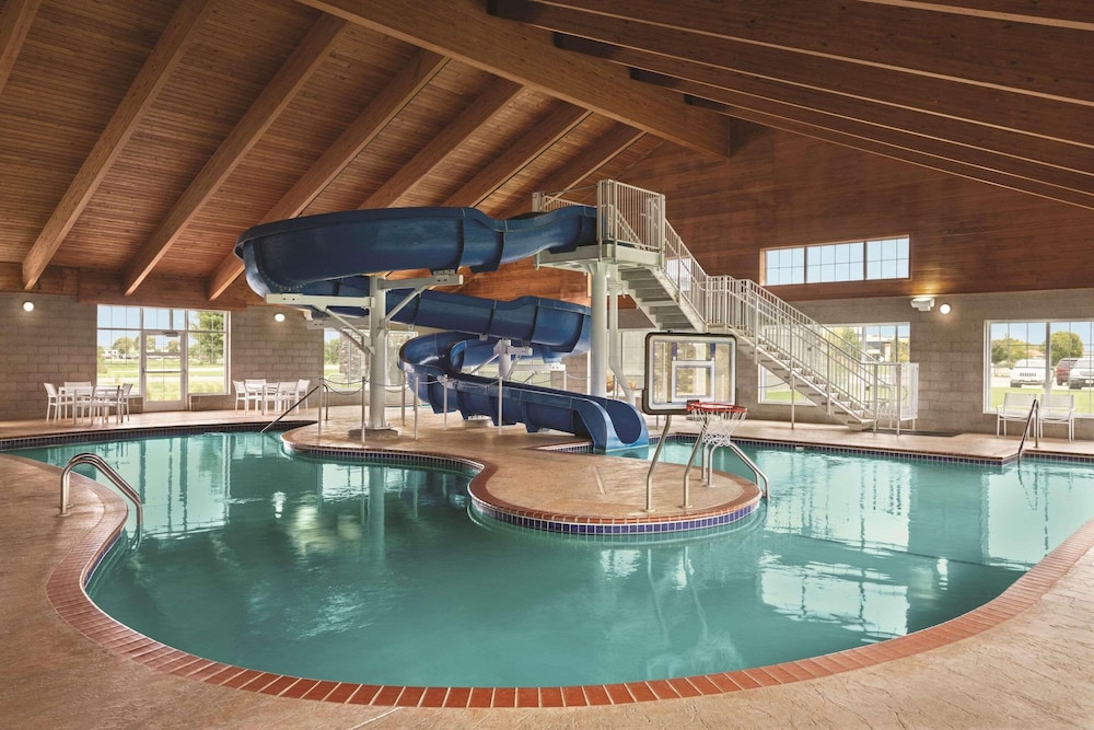 country inn and suites by radisson willmar mn