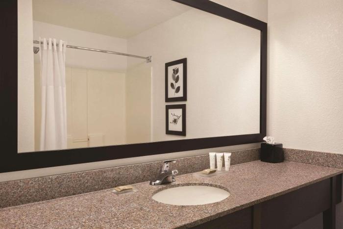 country inn and suites by radisson willmar mn