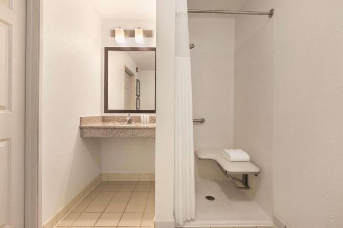 country inn and suites by radisson willmar mn