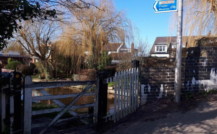 newly upgraded 2 bed house