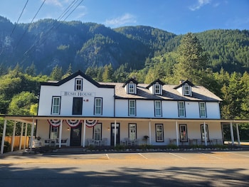 bush house inn