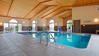 best western plus menomonie inn and suites
