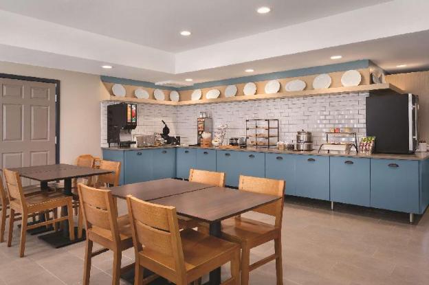 country inn and suites by radisson detroit lakes mn