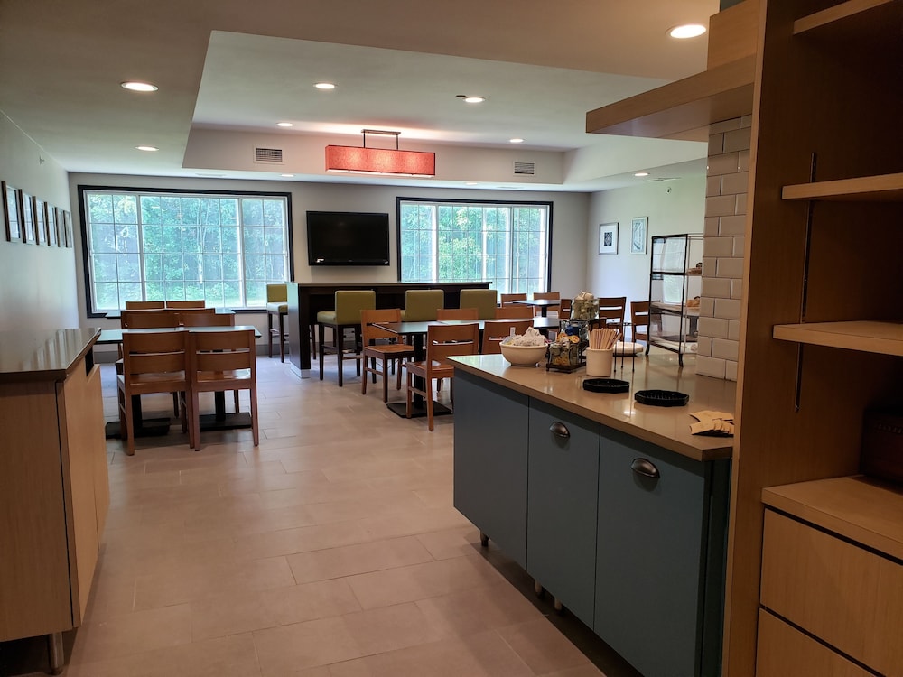 country inn and suites by radisson detroit lakes mn