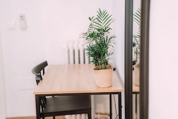 clink rooms and flats