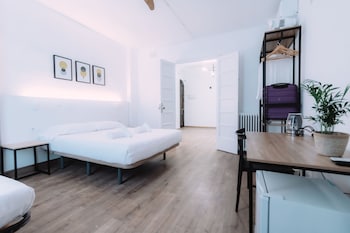 clink rooms and flats