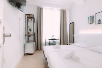 clink rooms and flats