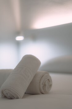 clink rooms and flats