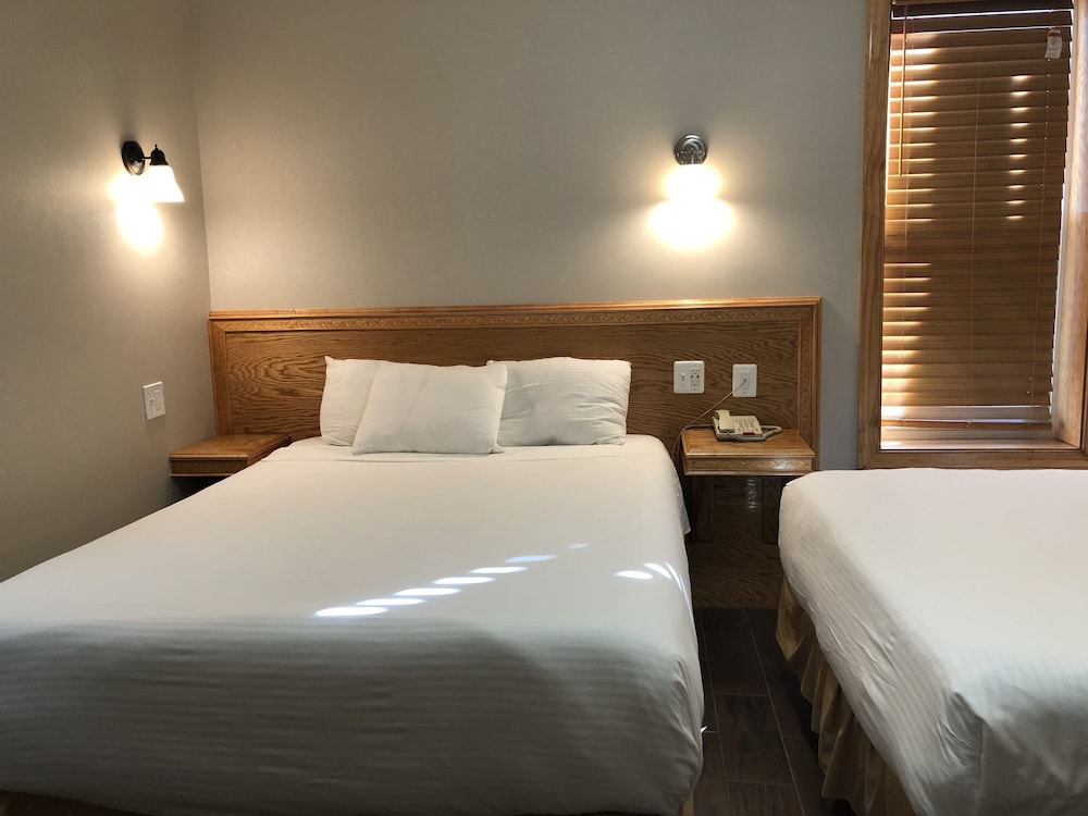 district hotel