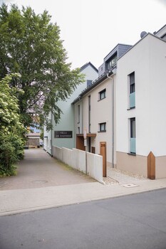 villa am bahnhof