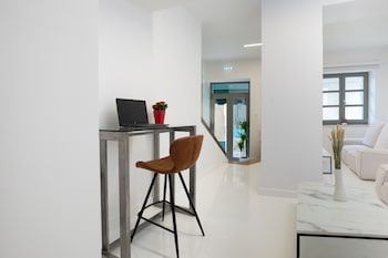 clocktower luxury suites