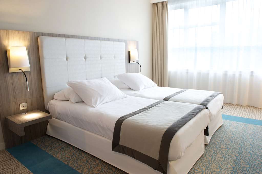 golden tulip aix les bains