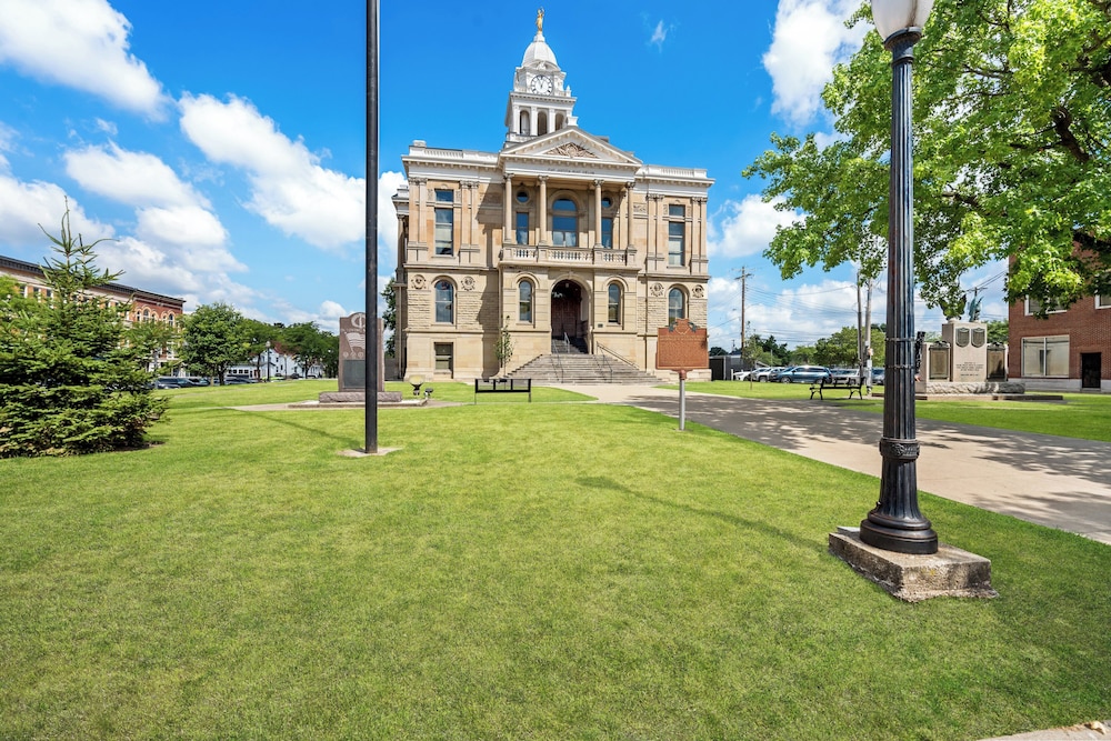 holiday inn express washington court house by ihg