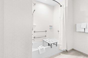 Holiday Inn Express Washington Court House By Ihg,Ohio>>Fayette,3 star