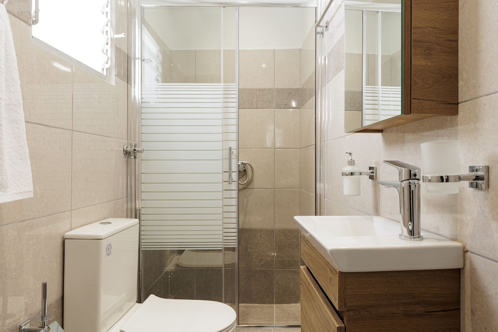 salt and sun apartments by konnect kaminaki beach