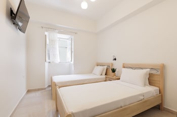 salt and sun apartments by konnect kaminaki beach