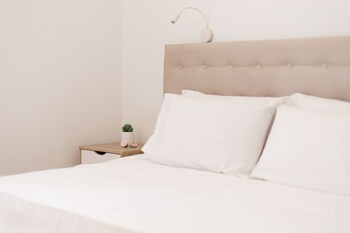 salt and sun apartments by konnect kaminaki beach