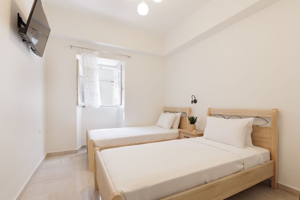 salt and sun apartments by konnect kaminaki beach