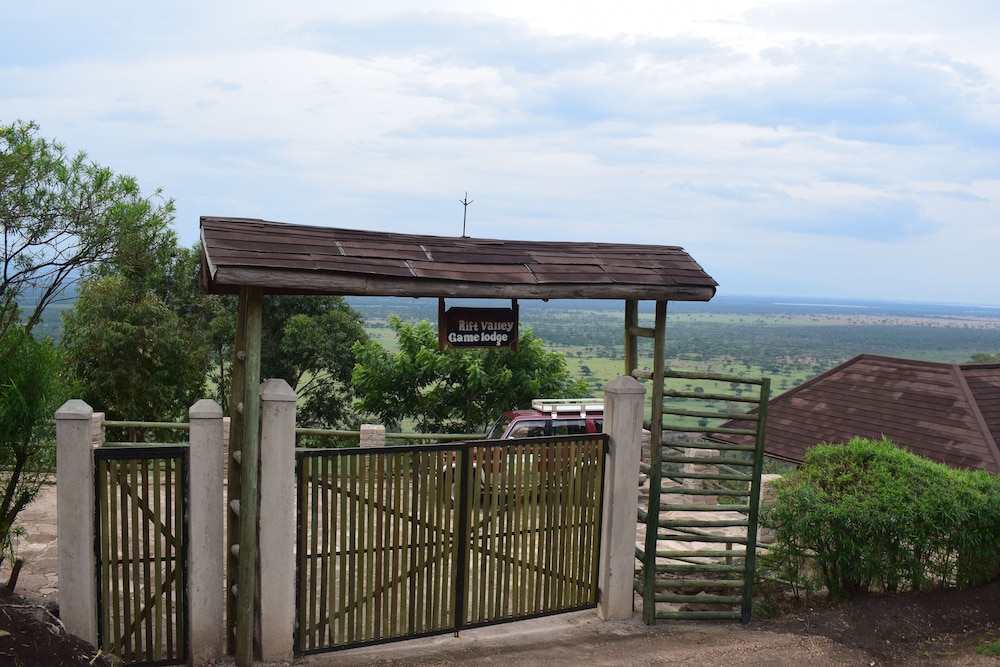 rift valley game lodge