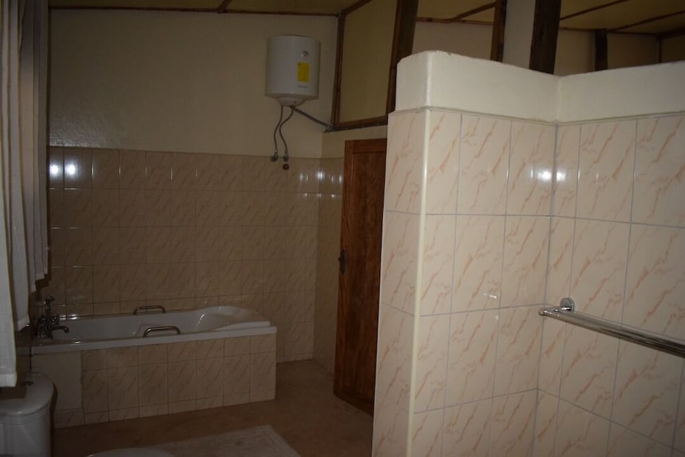 rift valley game lodge
