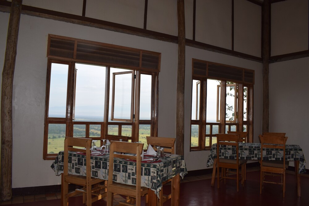 rift valley game lodge