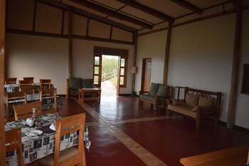 Rift Valley Game Lodge,Western Region>>Rubirizi,3 star