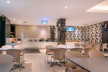 hotel 88 mangga besar 120 by wh
