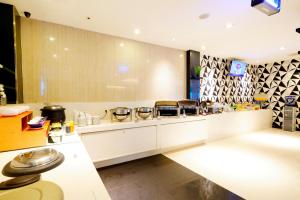 hotel 88 mangga besar 120 by wh