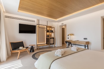 calma suites mykonos