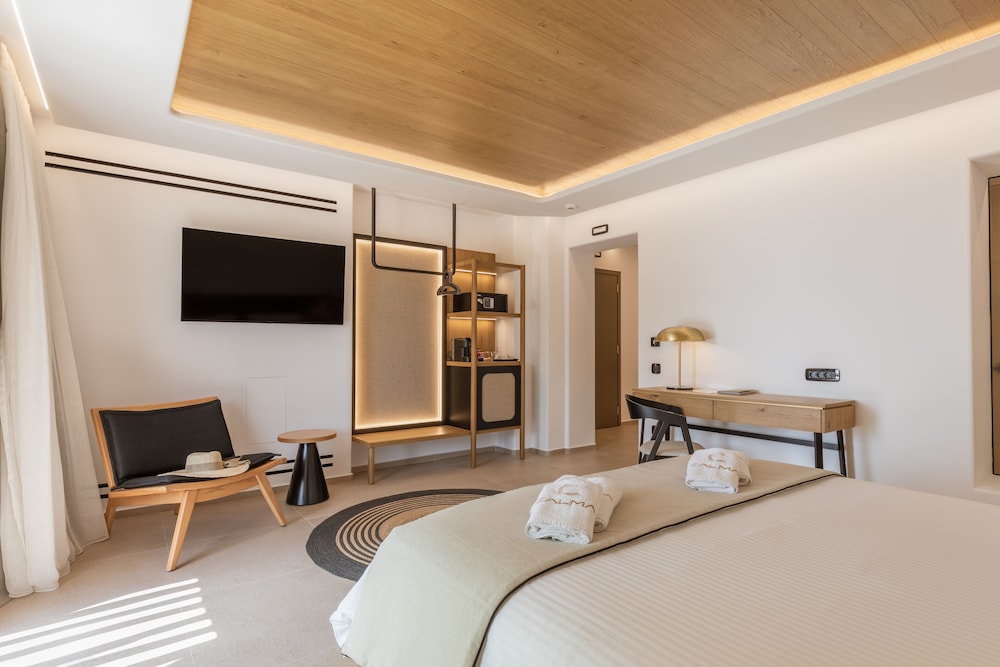 calma suites mykonos