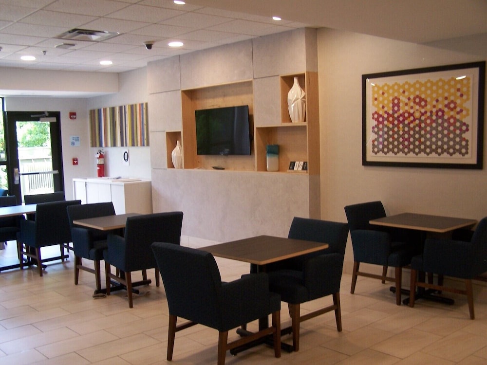 holiday inn express new albany louisville nw by ihg