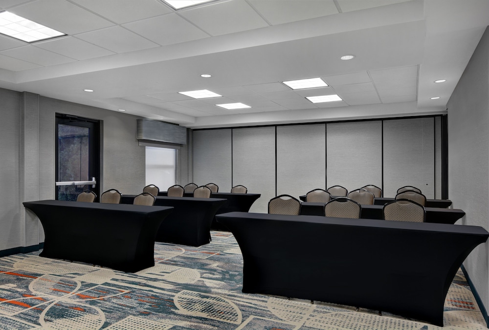 hampton inn charlotte monroe