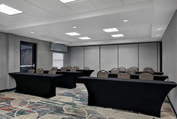 hampton inn charlotte monroe