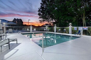 hampton inn charlotte monroe
