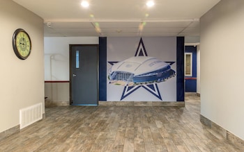 Quality Inn Forest Hill - Fort Worth South,Forest Hill>>Dallas,2 star
