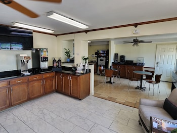 Super 8 By Wyndham West Memphis,Marion>>Downtown Memphis,2 star