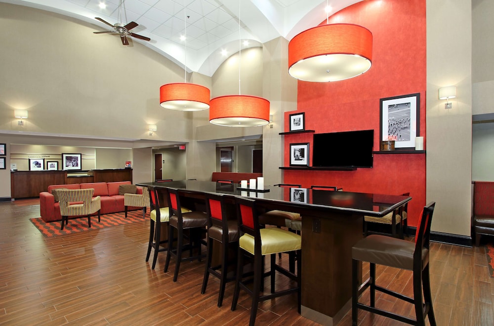 hampton inn and suites columbus hilliard
