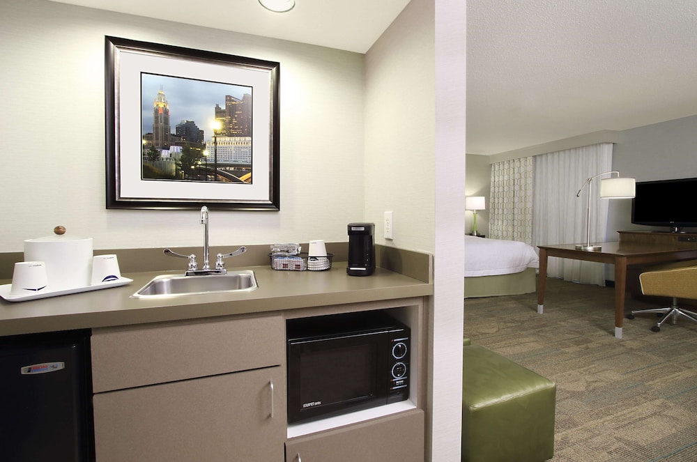 hampton inn and suites columbus hilliard