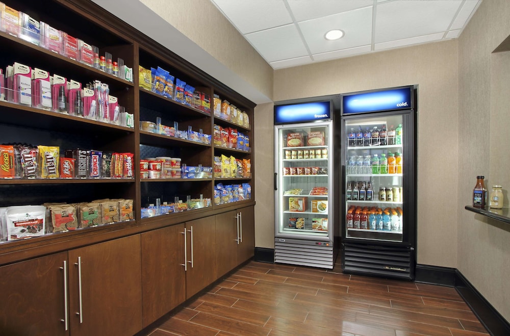 hampton inn and suites columbus hilliard